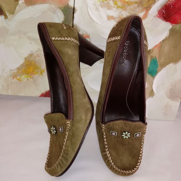 Liz Claiborne suede Embellished Blocked Olive Color Heels - Picture 1 of 9